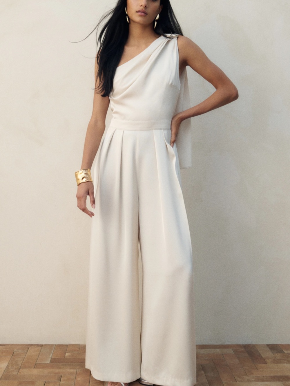 BRAND NEW WITH TAGS NEVER WORN H&M Cream One-Shoulder Wide-Leg Jumpsuit